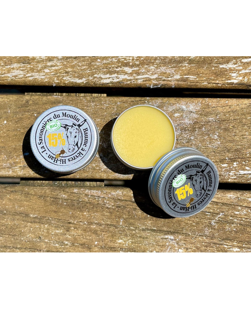 Baume soin à Lèvres Réparateur – 15 % Lait d’Ânesse Bio Hi-han | La Savonnière du Moulin Baume soin à Lèvres Réparateur – 15 % Lait d’Ânesse Bio Hi-han | La Savonnière du Moulin